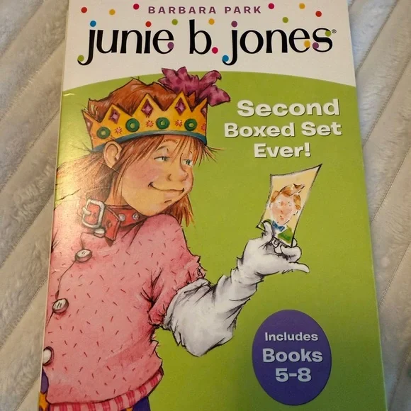 Junie B. Jones Boxed Set Collection - Picture 2 of 6